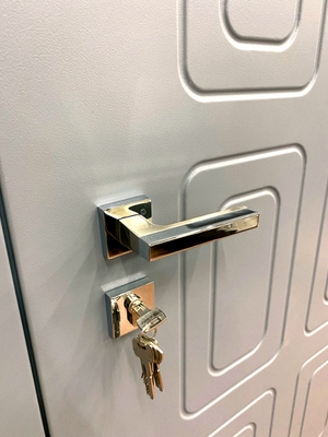 Дверная ручка, фото спереди Дверная ручка, фото спереди